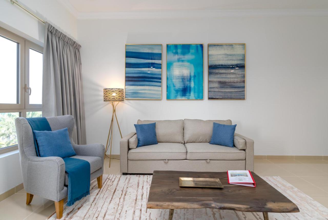 Globalstay At Palm Jumeirah Beachfront Paradise With Pool And Gym Apartment *