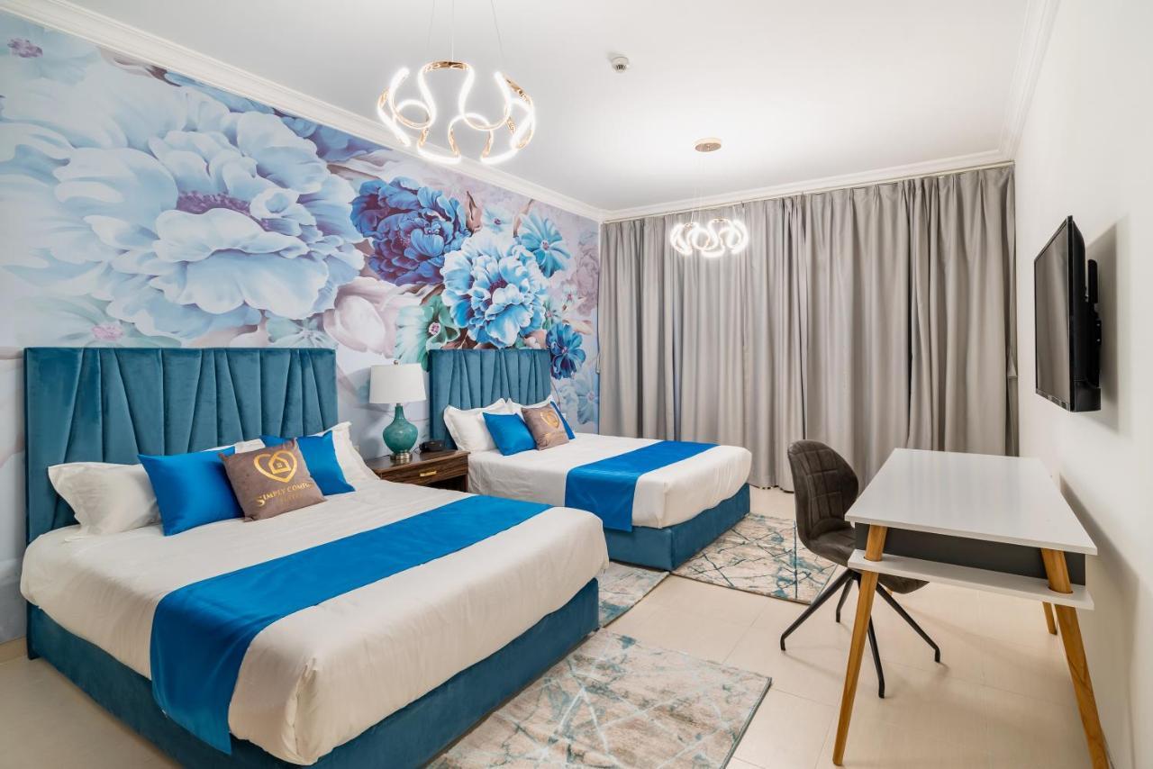 Globalstay At Palm Jumeirah Beachfront Paradise With Pool And Gym Apartment Dubai