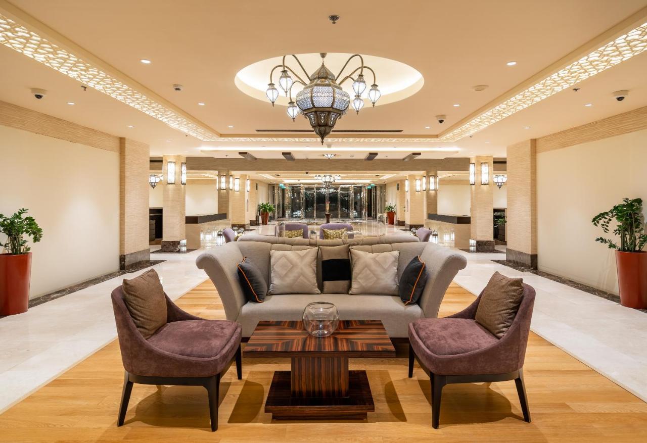 Globalstay At Palm Jumeirah Beachfront Paradise With Pool And Gym Apartment *
