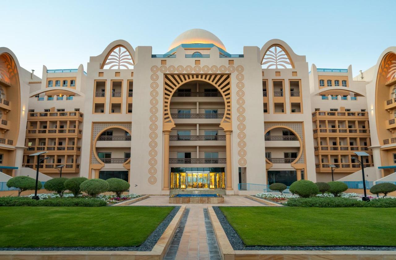 Apartment Globalstay At Palm Jumeirah Beachfront Paradise With Pool And Gym *