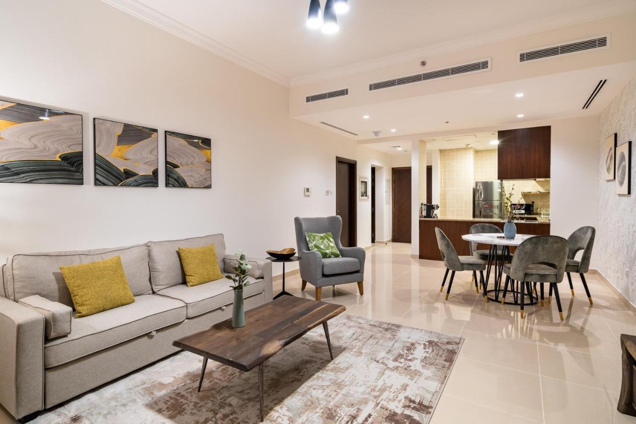Apartment Globalstay At Palm Jumeirah Beachfront Paradise With Pool And Gym Dubai