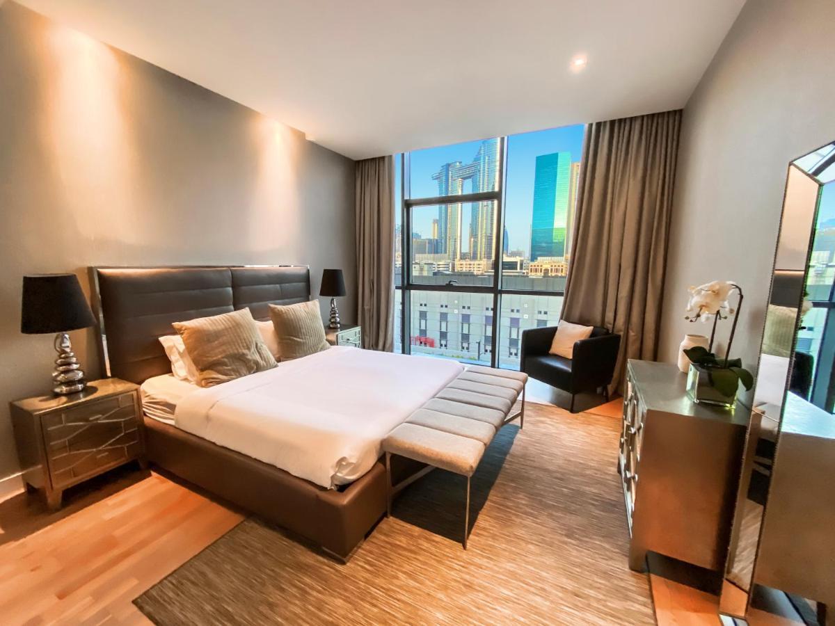 Fam Living Duplex - City Walk Apartment *