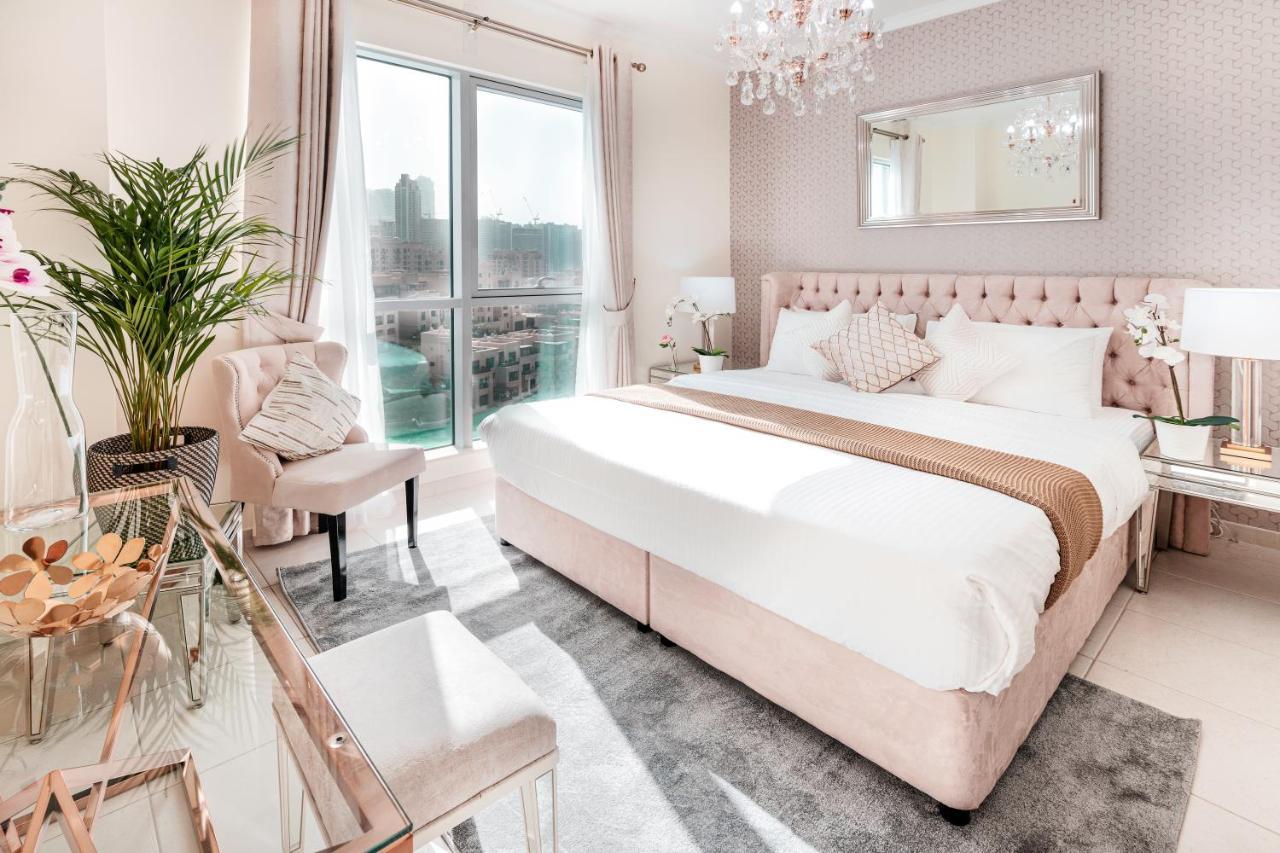 Elite Royal Apartment: Burj Khalifa View Luxury Apartment