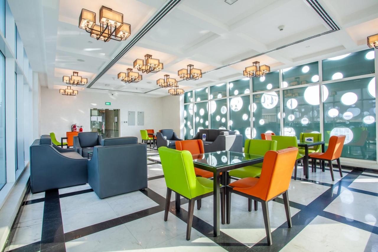 Live Modern Live Luxury - * Dubai