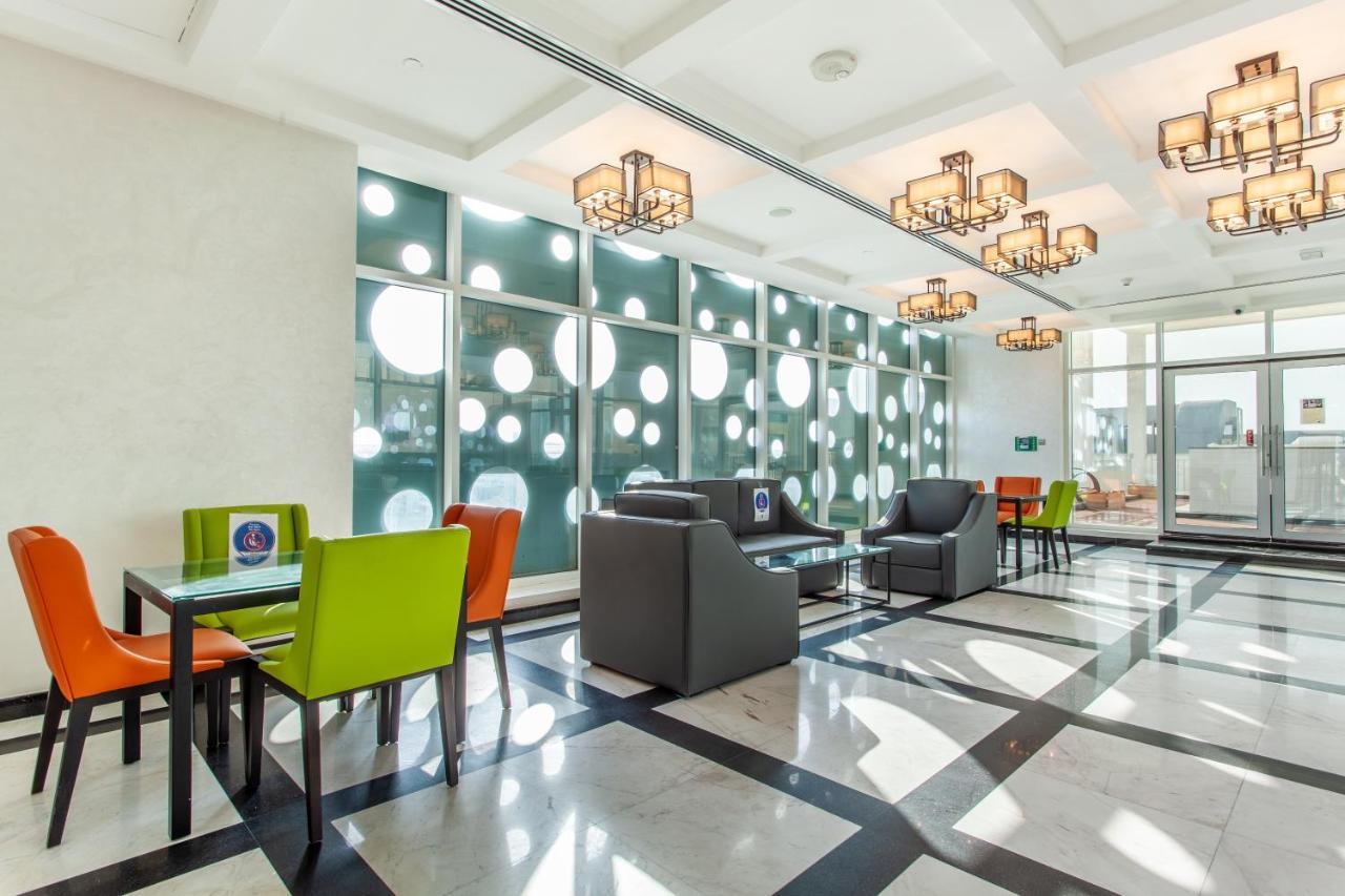 Live Modern Live Luxury - Dubai