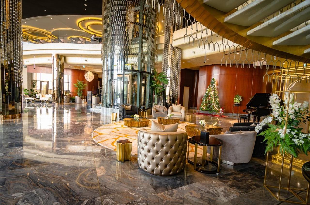 Royal Club By Rvhr, Paramount Tower B, Business Bay *