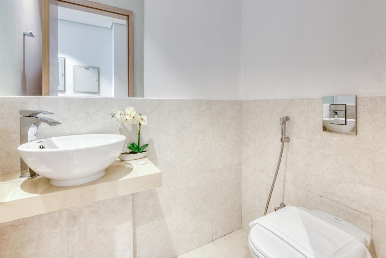 Sol Living - Iris Amber Apartment