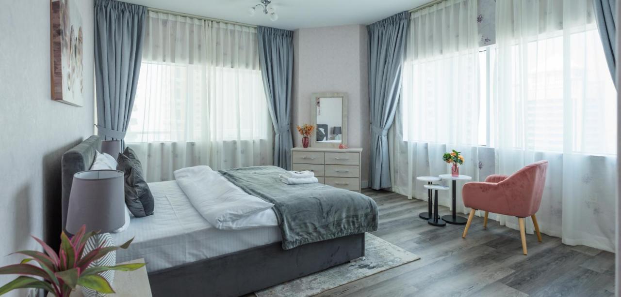 Apartment Mira Holiday Homes - Spacious 2 Bedroom In Marina