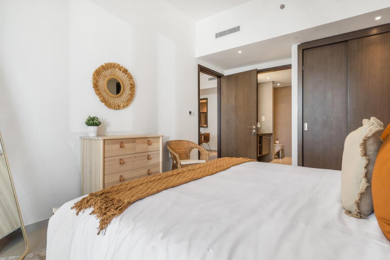 High-end Chic Apartment, Close To Burj Khalifa *