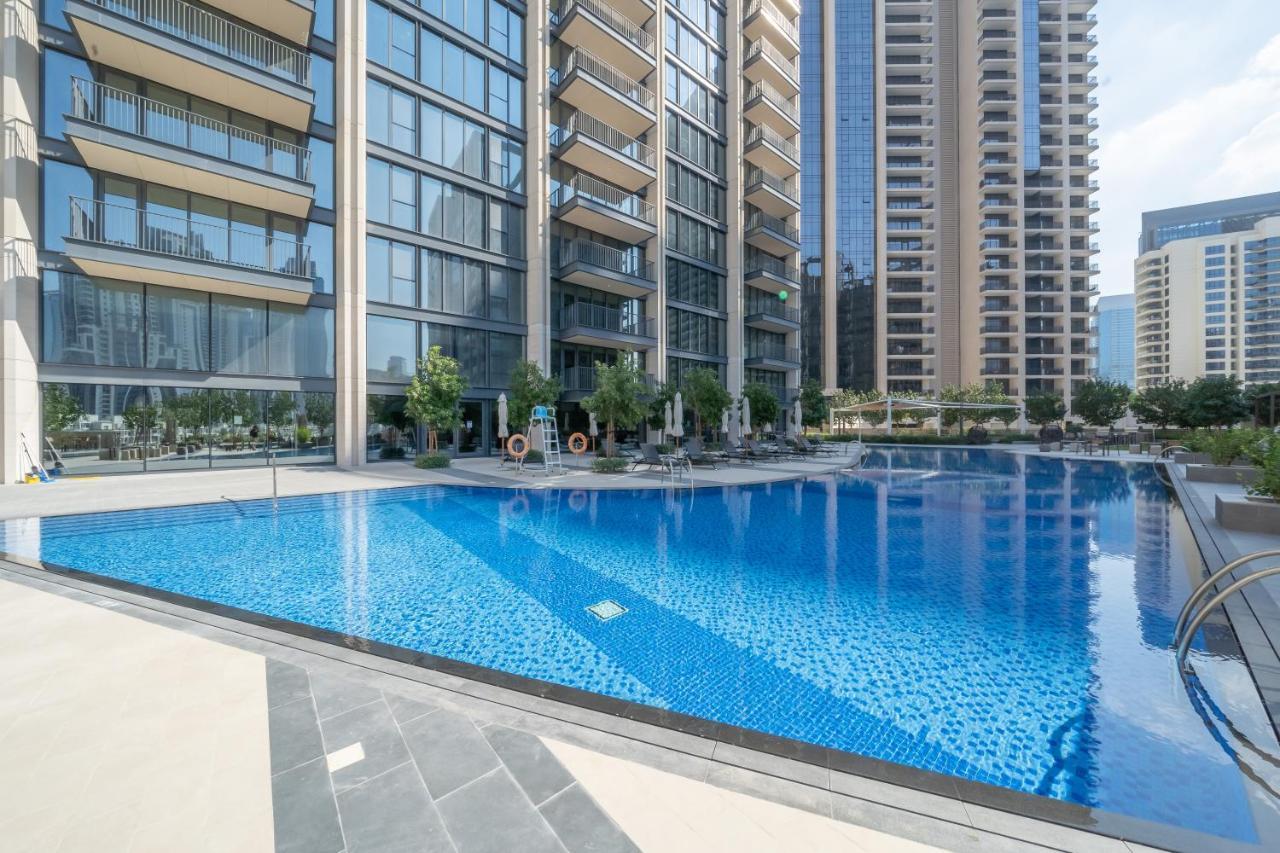 High-end Chic Apartment, Close To Burj Khalifa Apartment