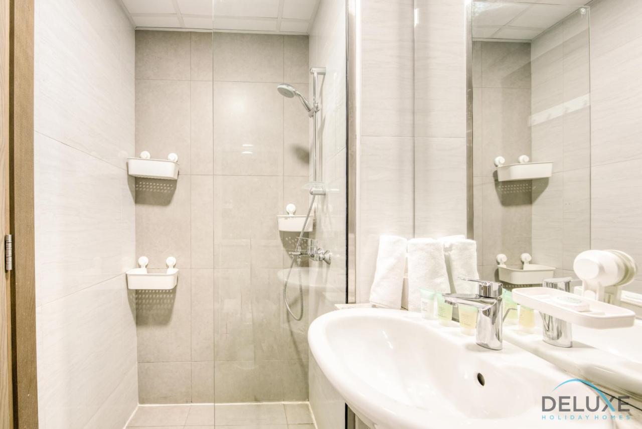 Glamorous Studio At Binghatti Stars Silicon Oasis By Deluxe Dubai