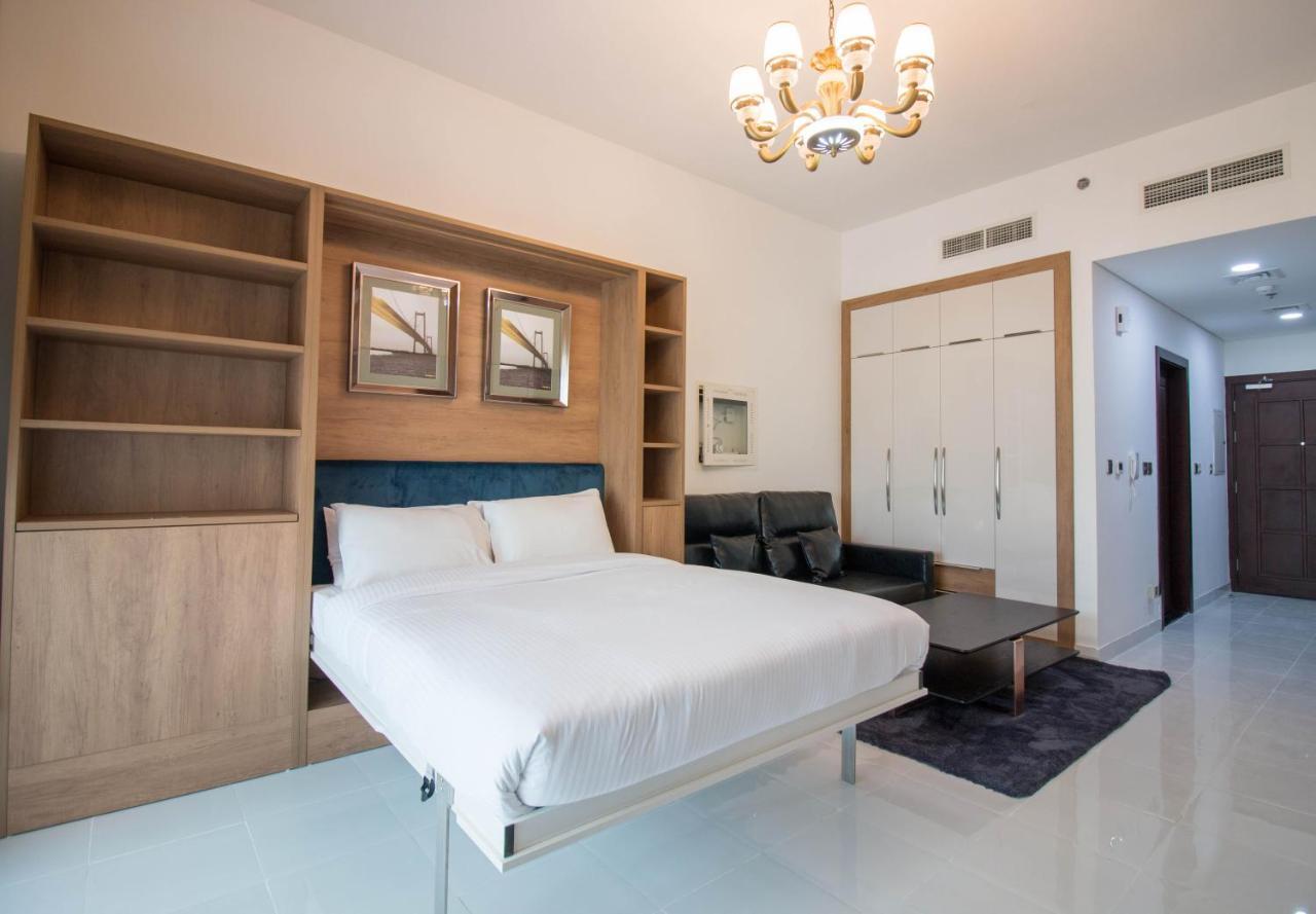 Apartment Furnished Studio, Close To Amenties! - Resortz 11 Dubai