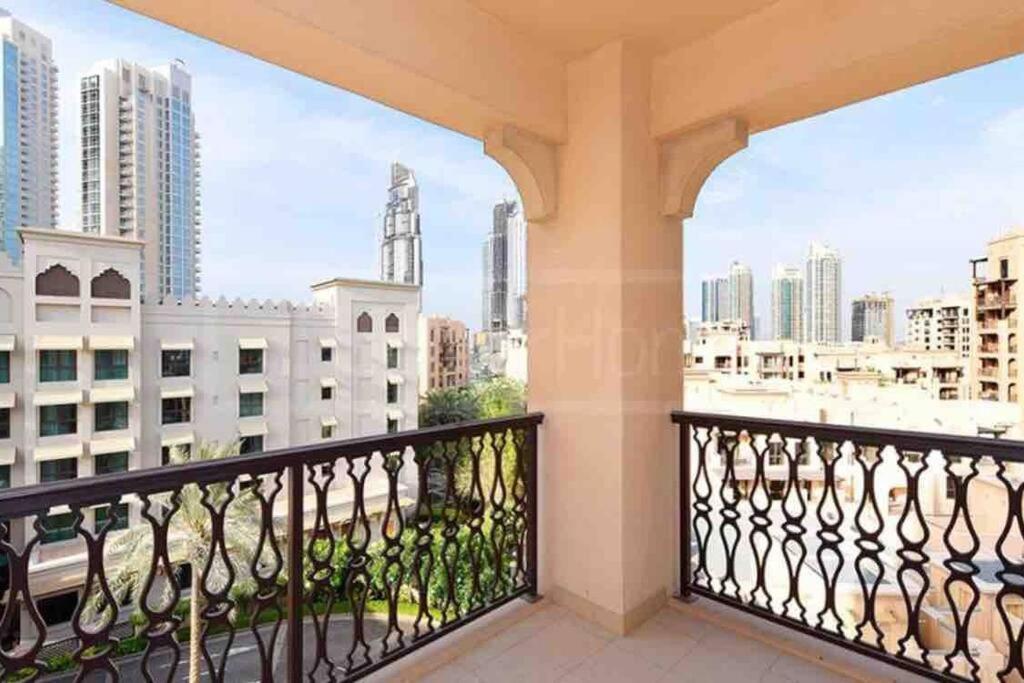 Apartment Downtown Dubai, Oldtown Zanzabeel