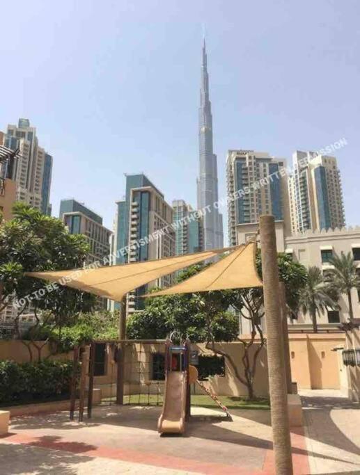 Downtown Dubai, Oldtown Zanzabeel