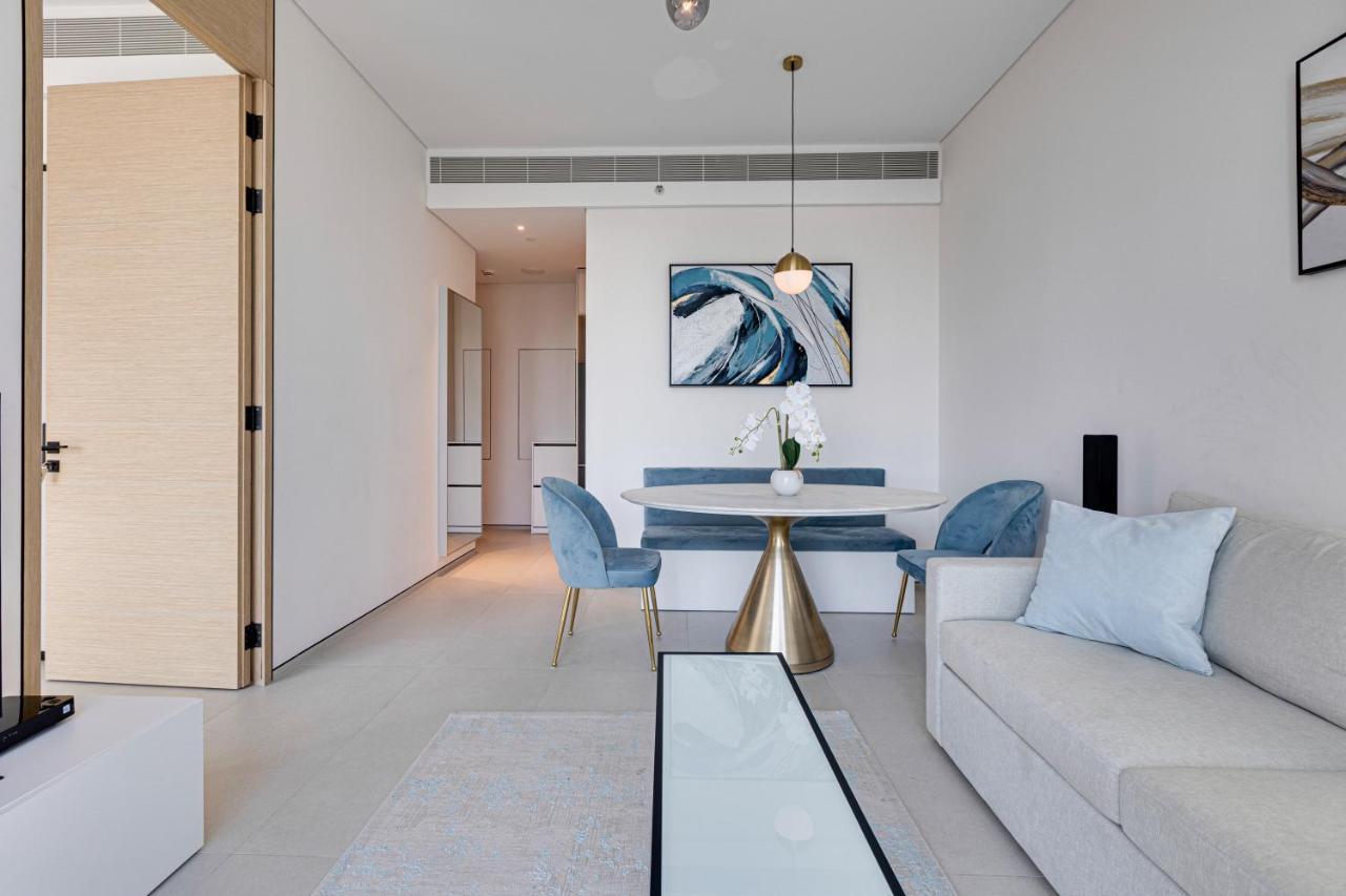 Stylish In Address *