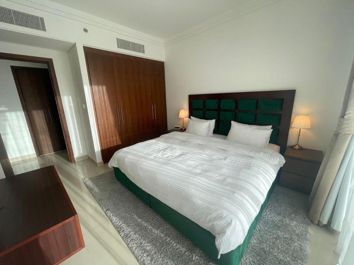 Burj Khalifa View, 3 Bedroom In Boulevard Point, Connected To Mall *