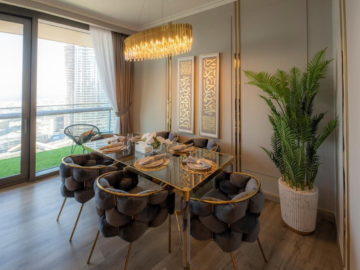 Apartment First Class 2br With Full Skyline & Sea View *