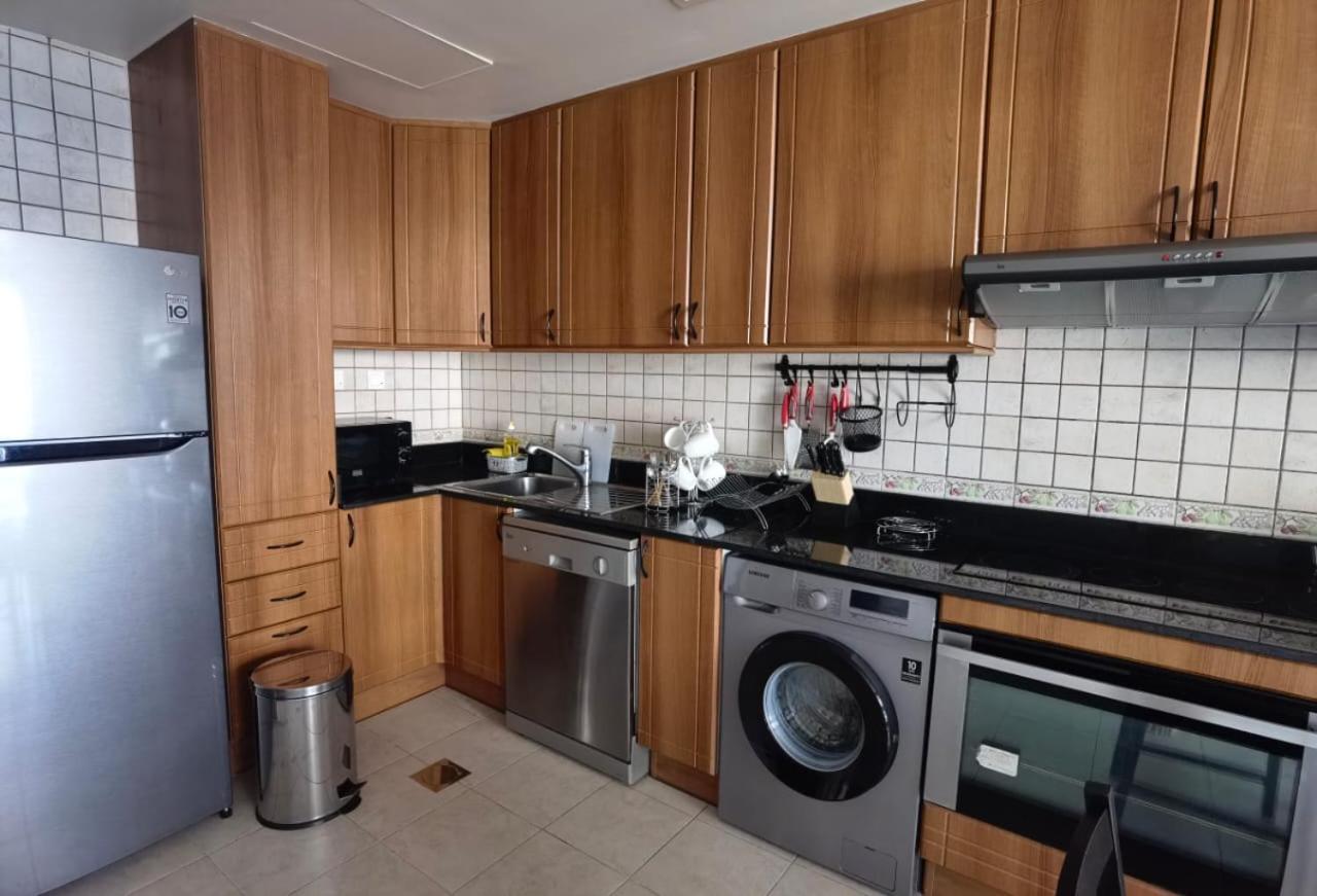 Apartment Serenity 3br Palm View In Marina