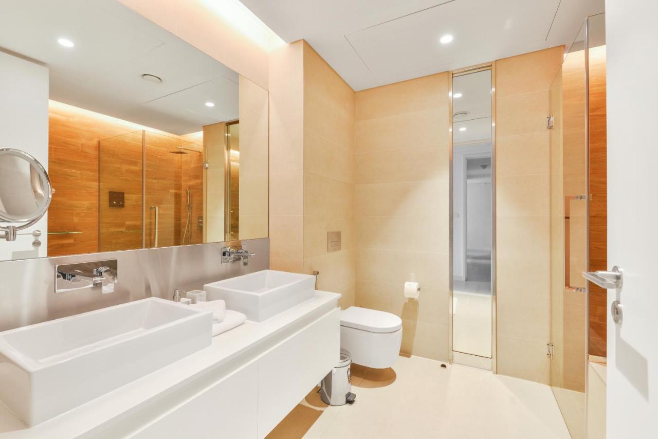 Elegant 2+ 1 Bedroom With Fantastic Views Of Ain