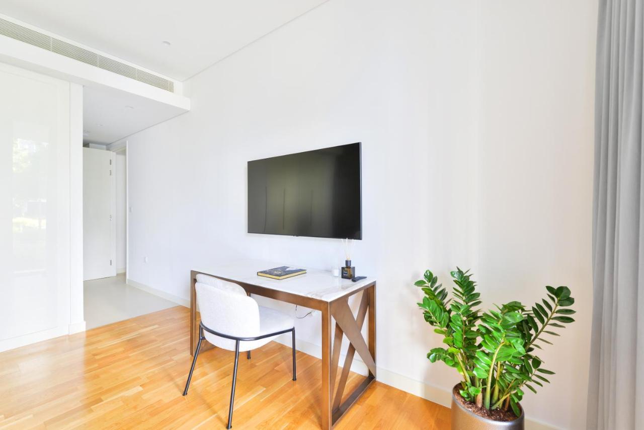 Elegant 2+ 1 Bedroom With Fantastic Views Of Ain * Dubai