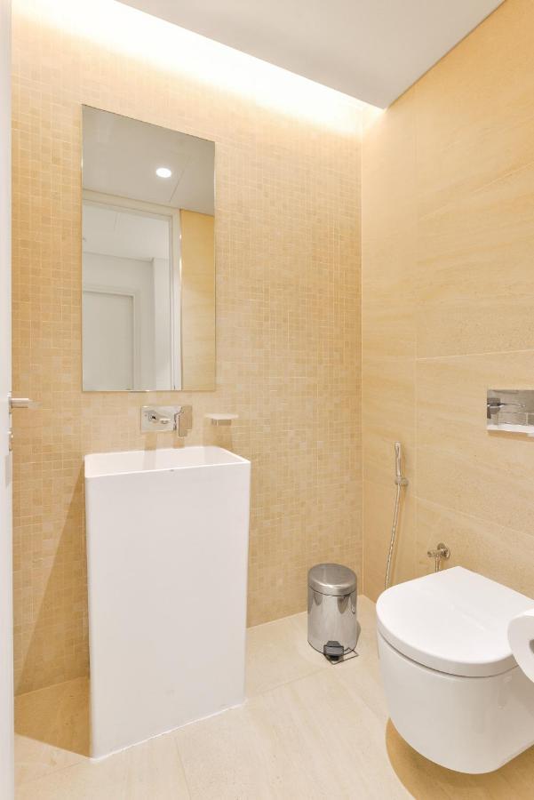Elegant 2+ 1 Bedroom With Fantastic Views Of Ain Apartment Dubai
