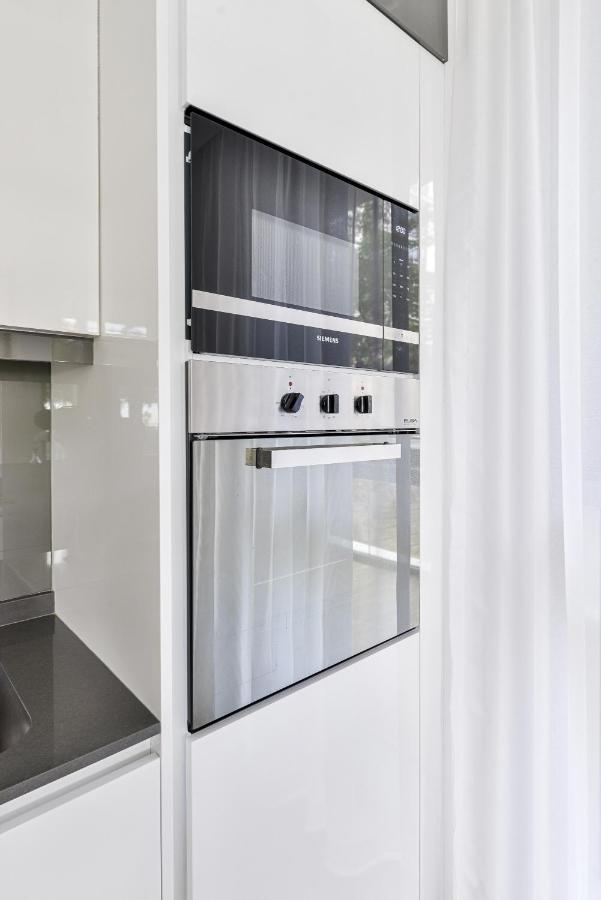 Elegant 2+ 1 Bedroom With Fantastic Views Of Ain Apartment Dubai