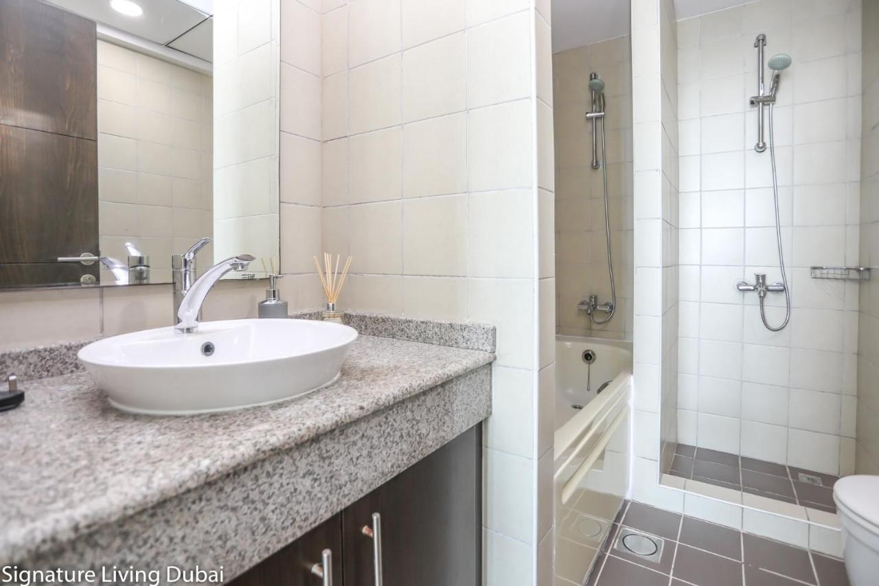 Luxury 2bd, 65 Floor Torch, Marina, Pool Apartment