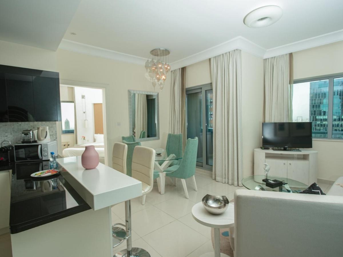 Luxurious - Damac Mall Street