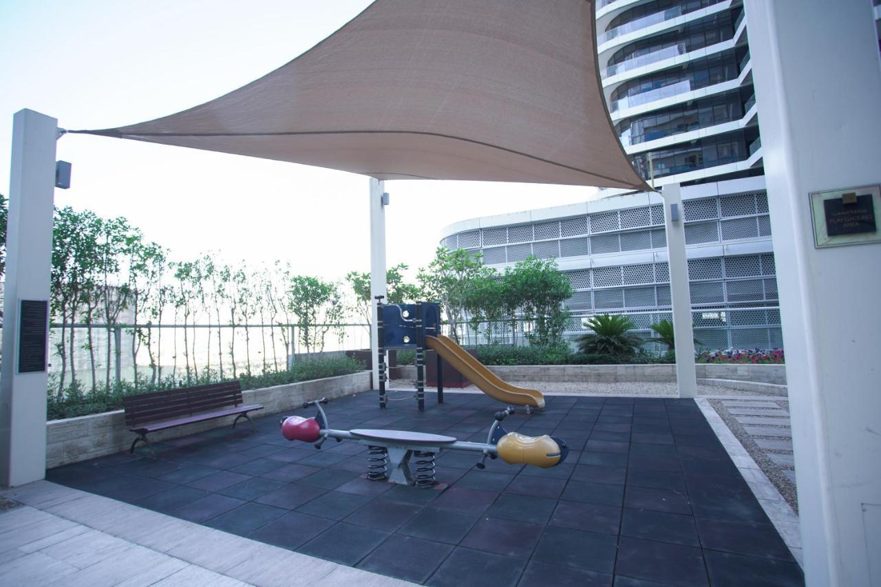 Luxurious - Damac Mall Street Apartment Dubai