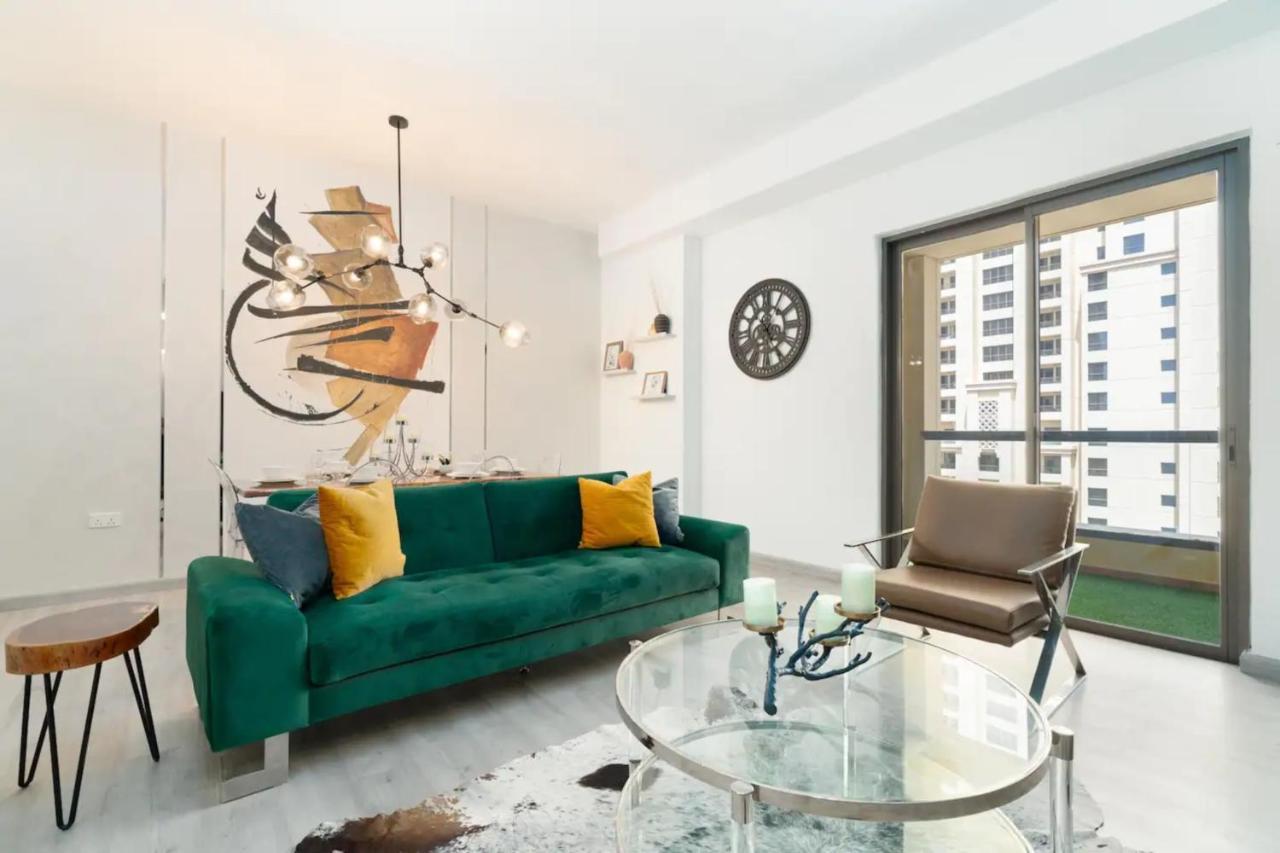 Gorgeous 2 Bedroom In Near The Dubai