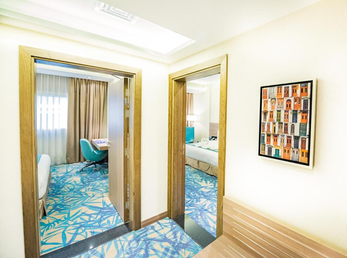 Hotel Mena Plaza Albarsha At The Mall