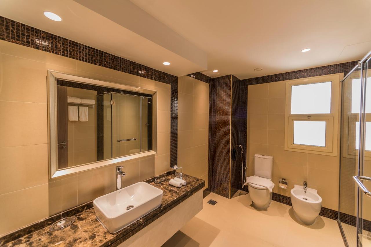 Hotel Mena Plaza Albarsha At The Mall