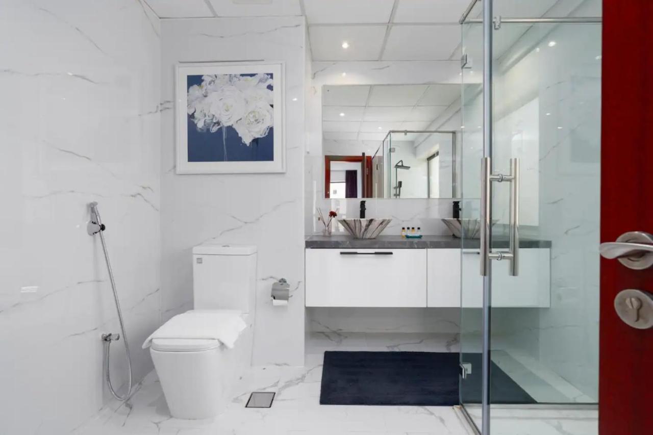 Gorgeous 2 Bedroom In Near The Dubai