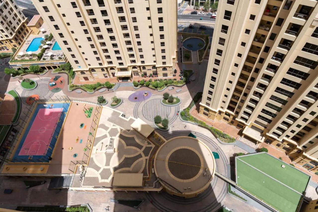 Gorgeous 2 Bedroom In Near The Dubai