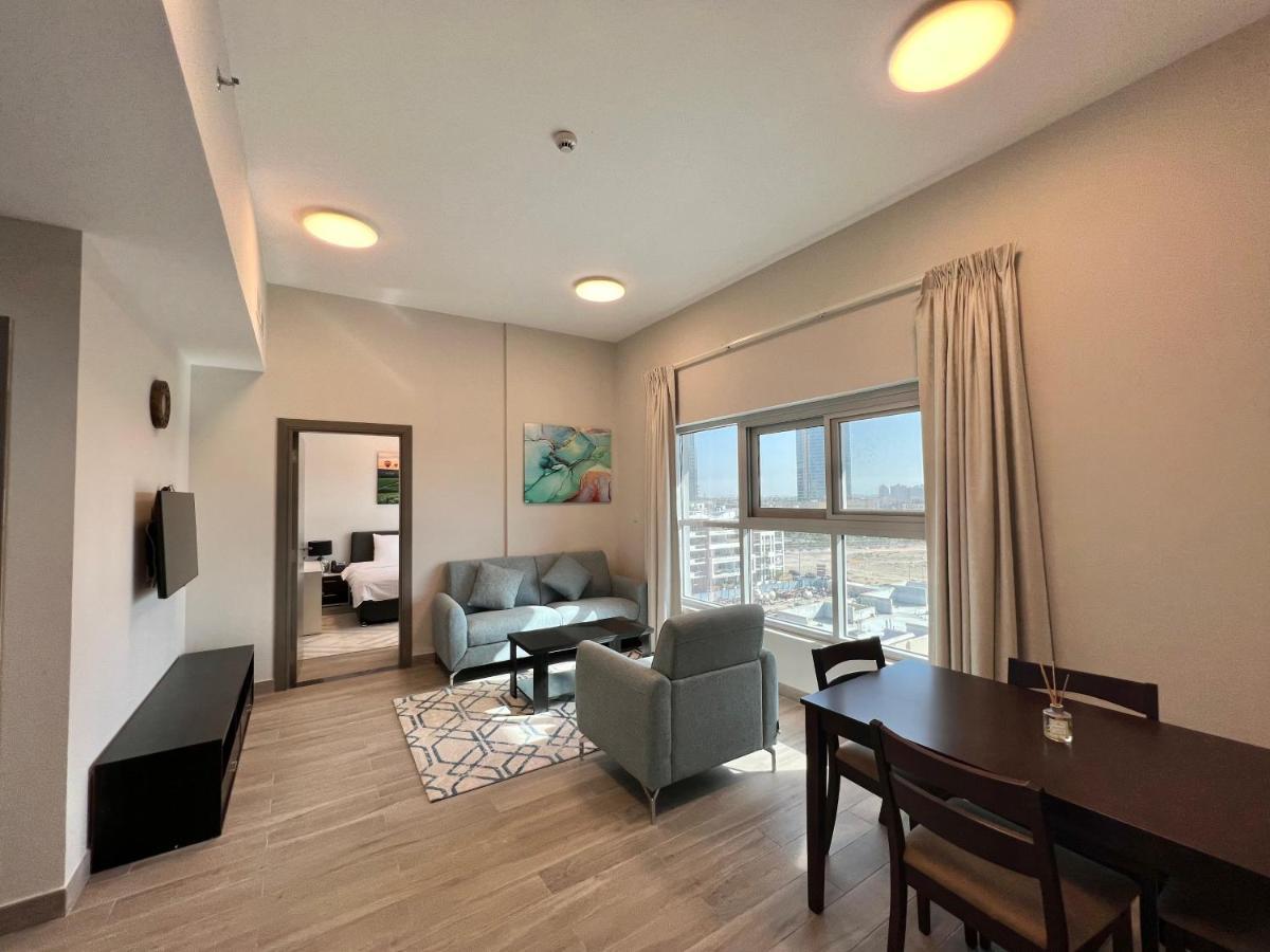 Penrose Place Jvc * Dubai