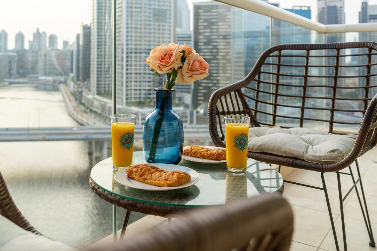 New! Lux Spectacular Burj Khalifa View Apartment Dubai
