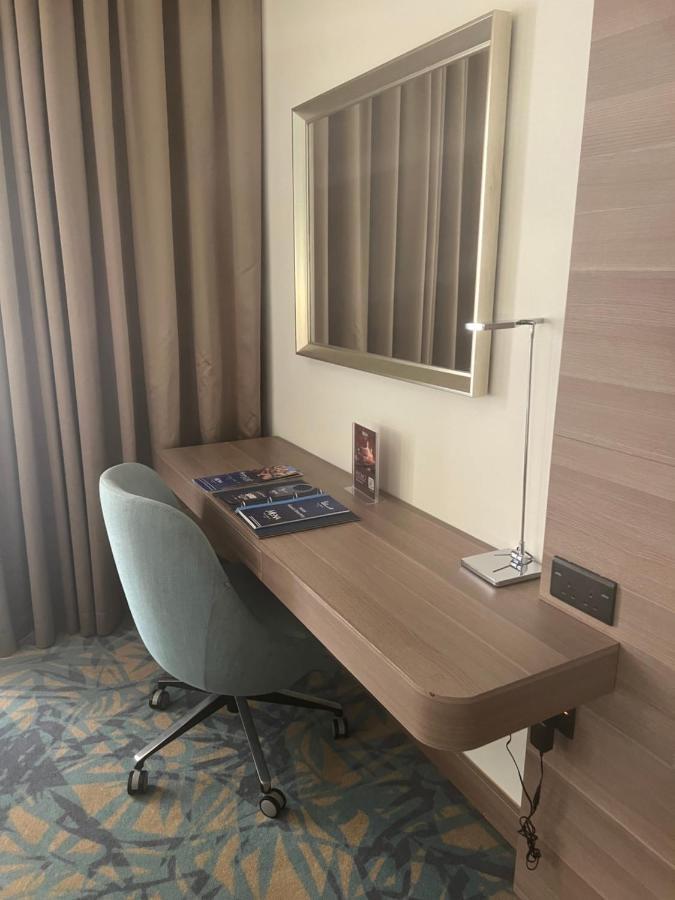 Hotel Mena Plaza Albarsha At The Mall