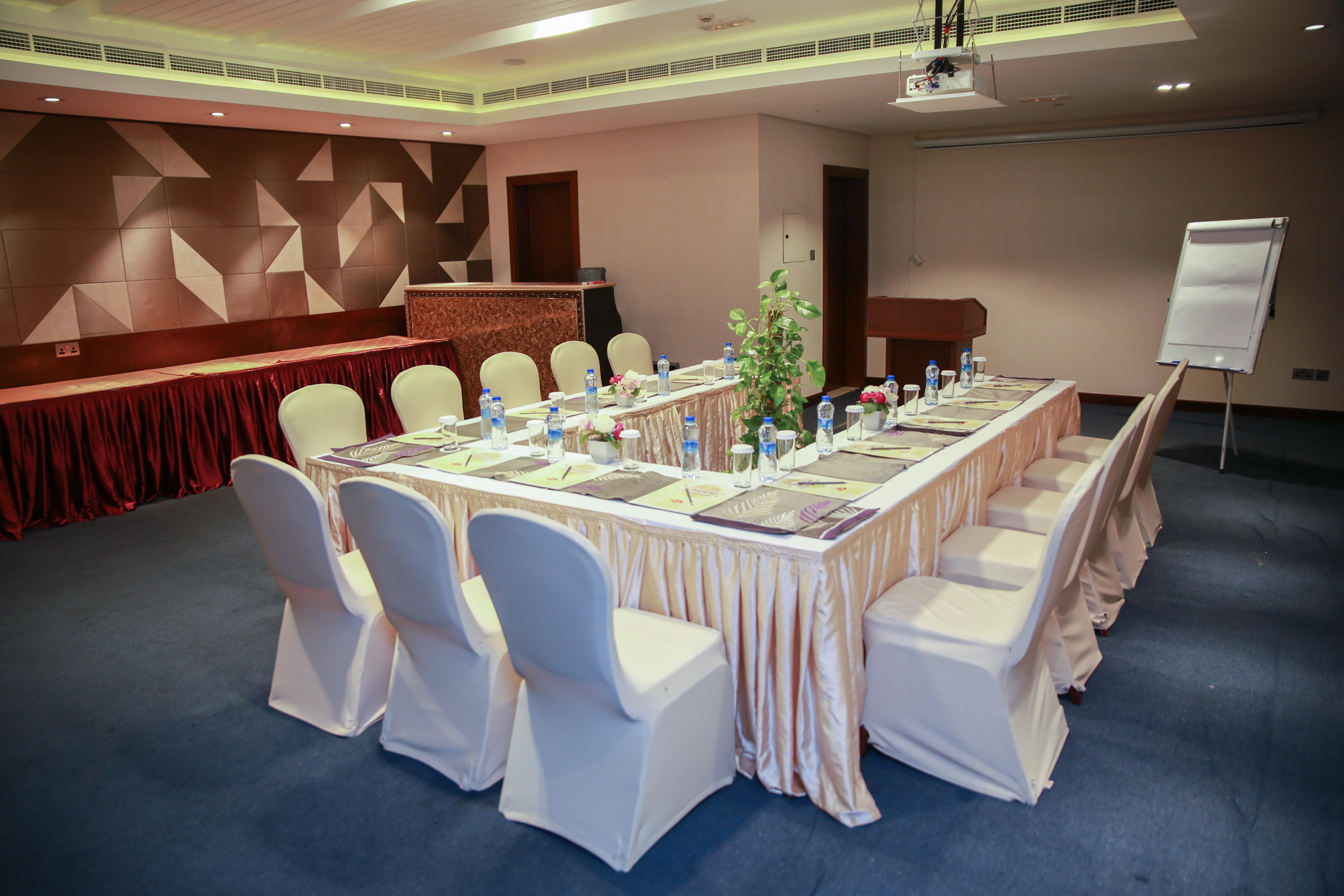 Versailles By Vieras Dubai