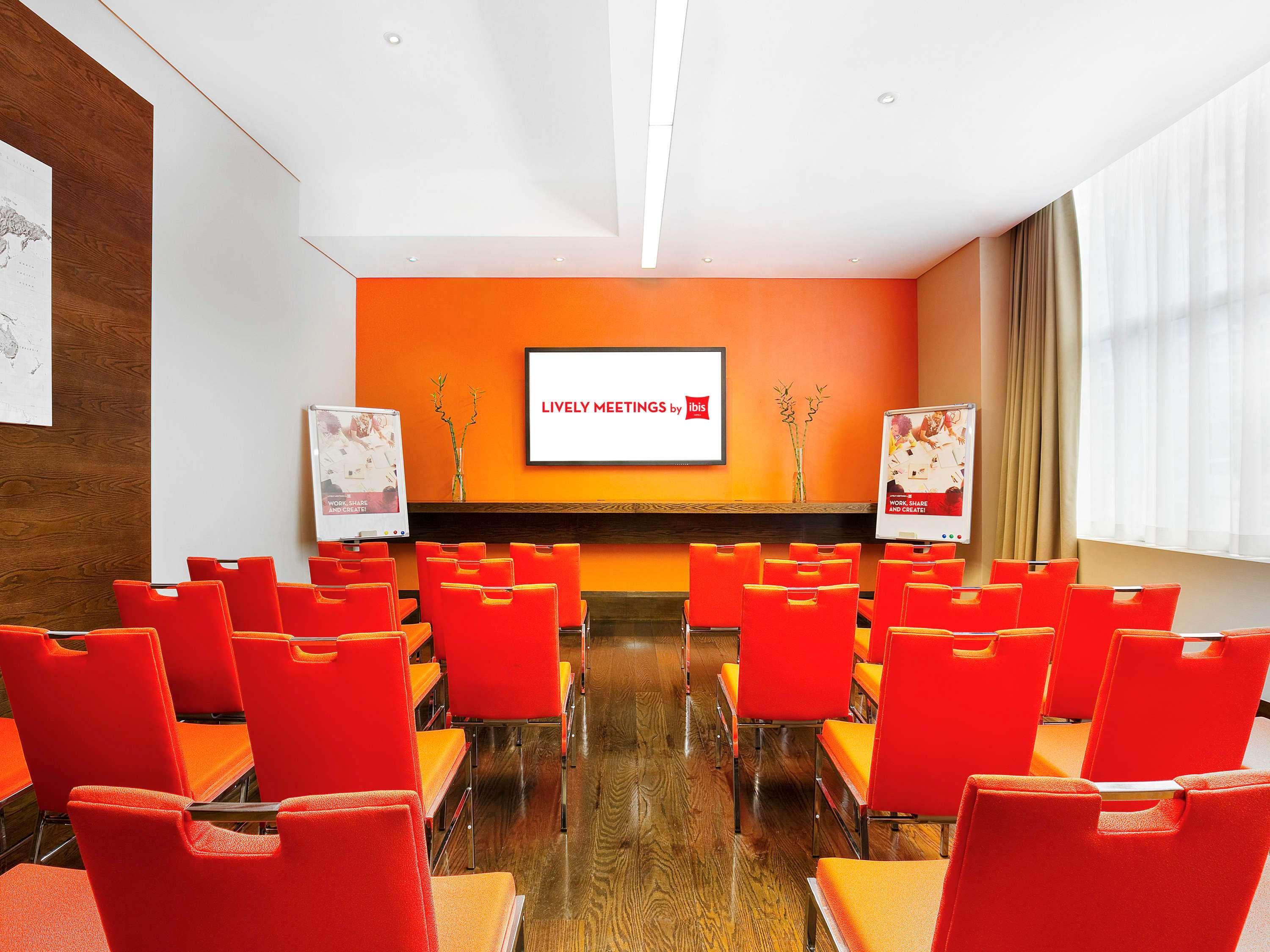 Ibis Dubai Al Rigga 3* Dubai