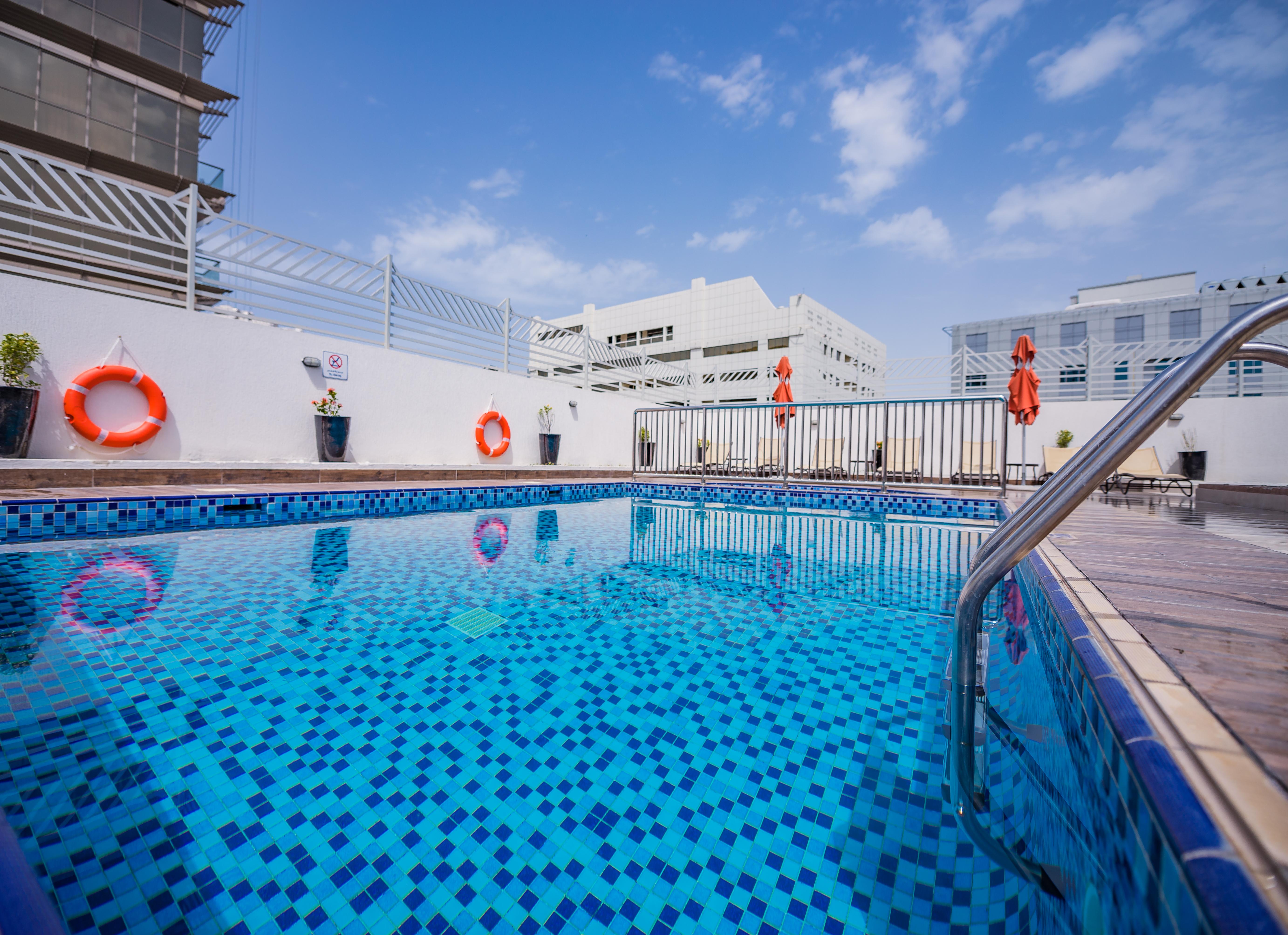 Hotel Mena Plaza Albarsha At The Mall