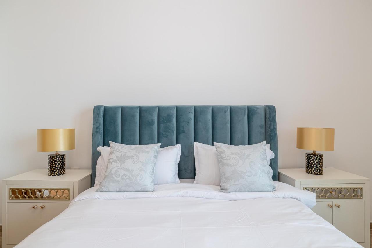 Noora Tower I Spacious 3bdr And Maid With Burj Khalifa View Apartment Dubai