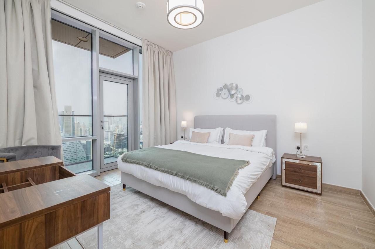 Noora Tower I Spacious 3bdr And Maid With Burj Khalifa View Dubai