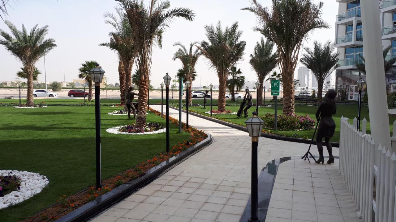 - Glitz 3 Residences - Majestic Luxe - 2br - Sleep 4 - For Families & Couples Only Apartment