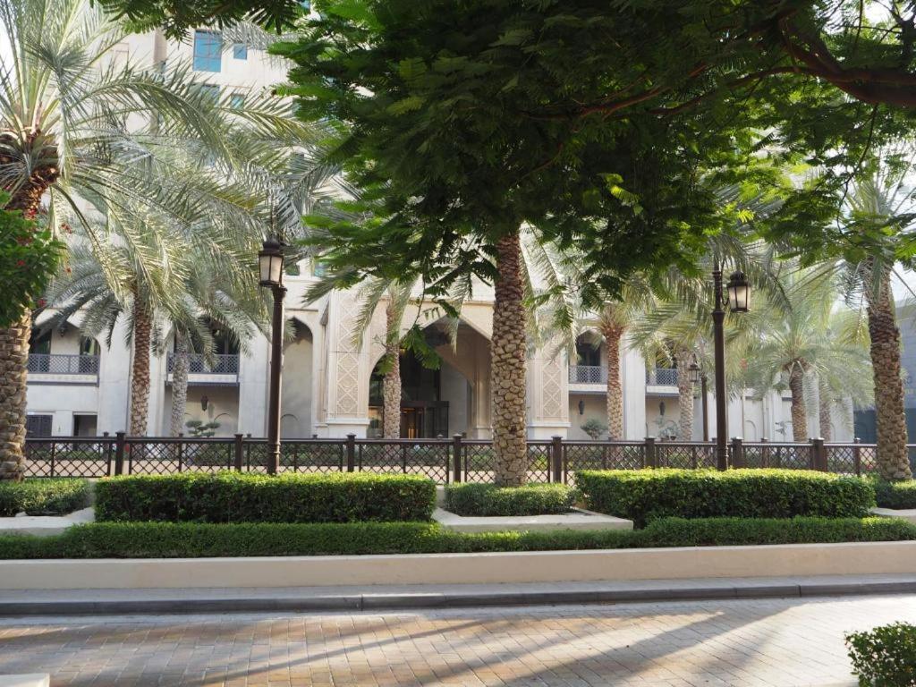 Rare 1-bed Oldtown With Burj Khalifa View
