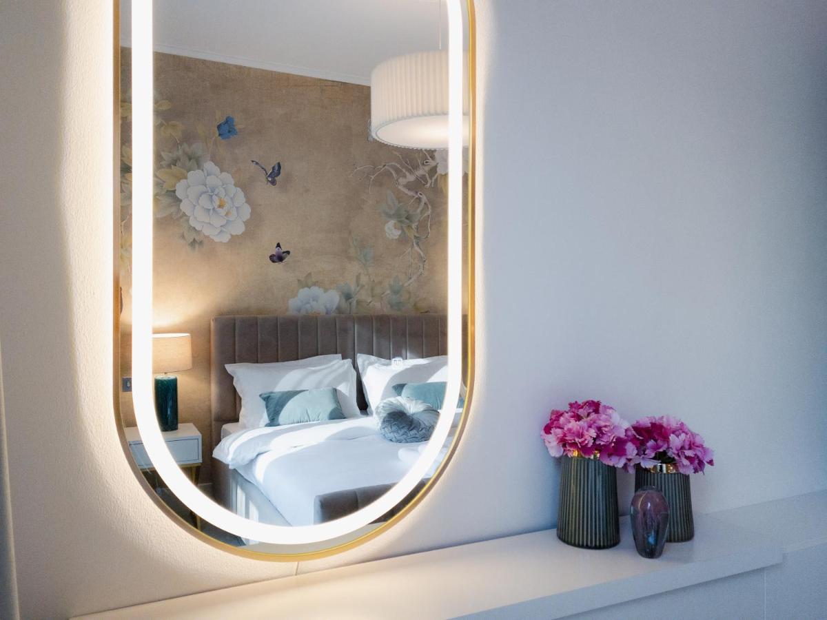 Rare 1-bed Oldtown With Burj Khalifa View