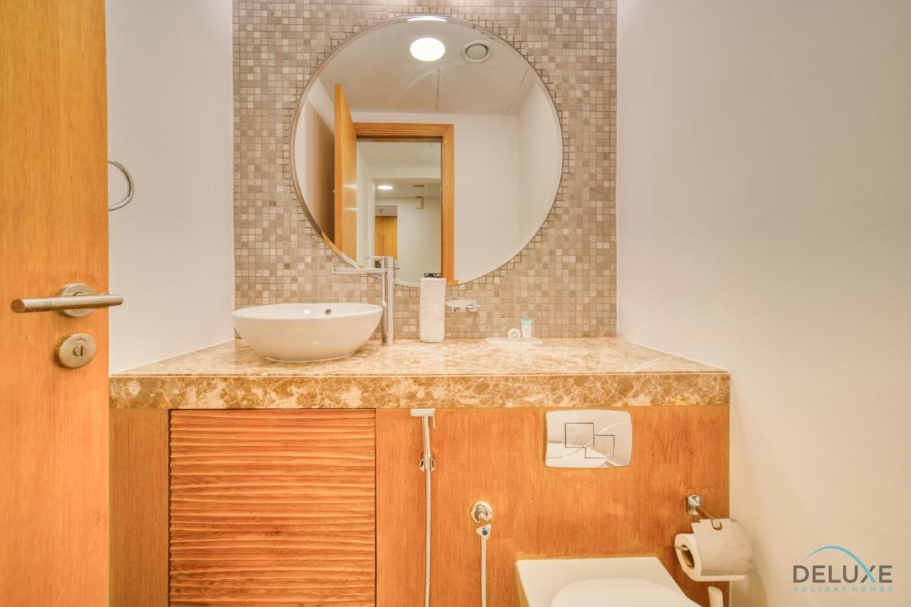 Hot Modern 1br At Iris Blue, Don't Miss Out By Deluxe Homes Apartment *