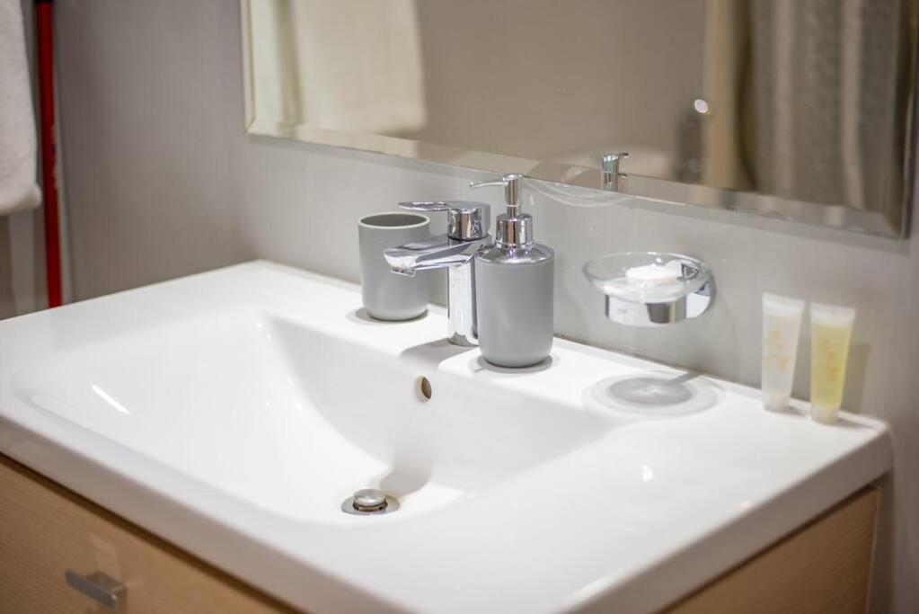 Lovely 1bedroom Damac Hills Surrounded By *