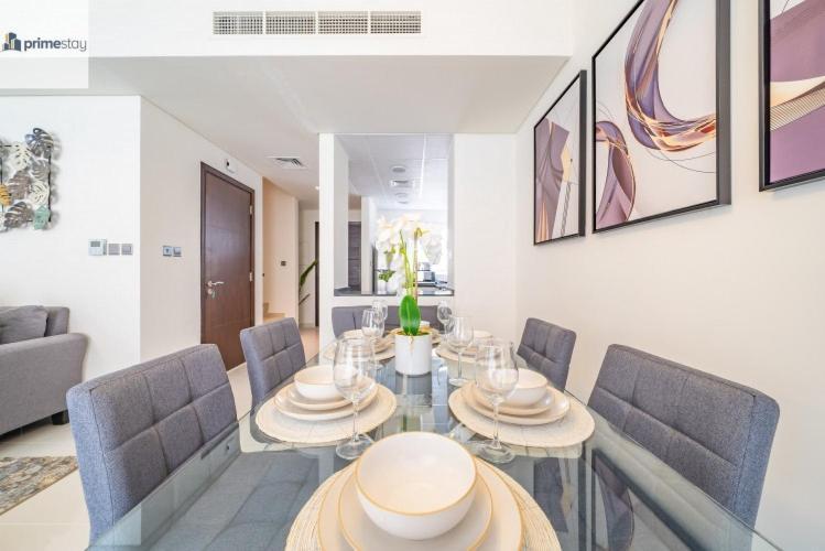 Primestay - 3br In Basswood In Damac Hills 2 Villa *