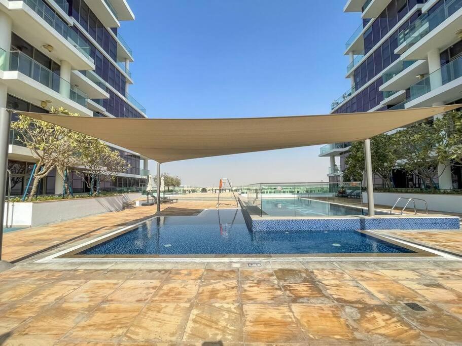 Apartment Lovely 1bedroom Damac Hills Surrounded By *