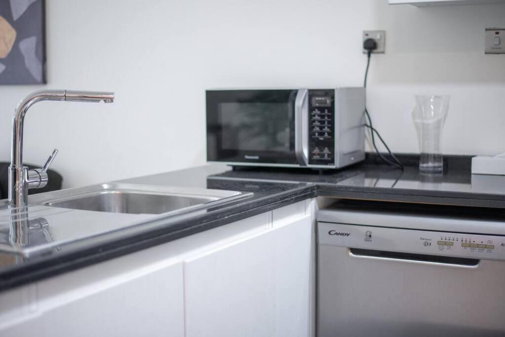 Lovely 1bedroom Damac Hills Surrounded By